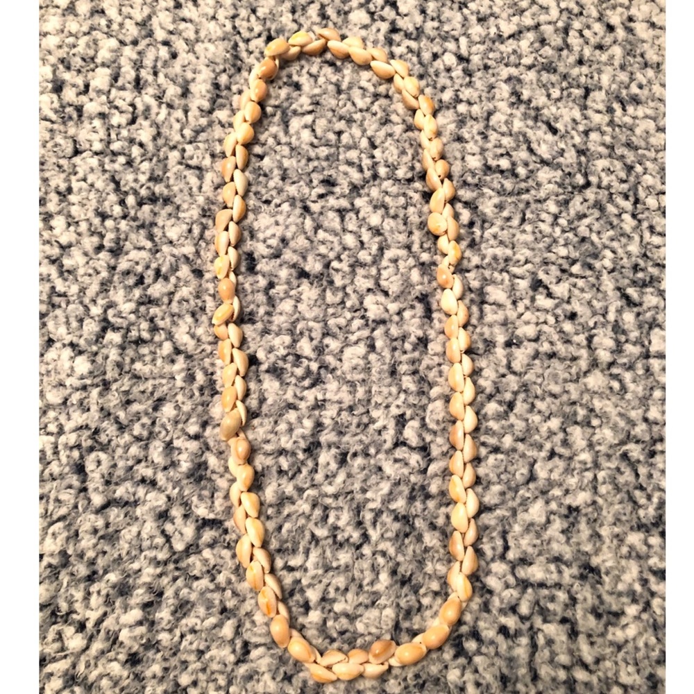 Shell Necklace